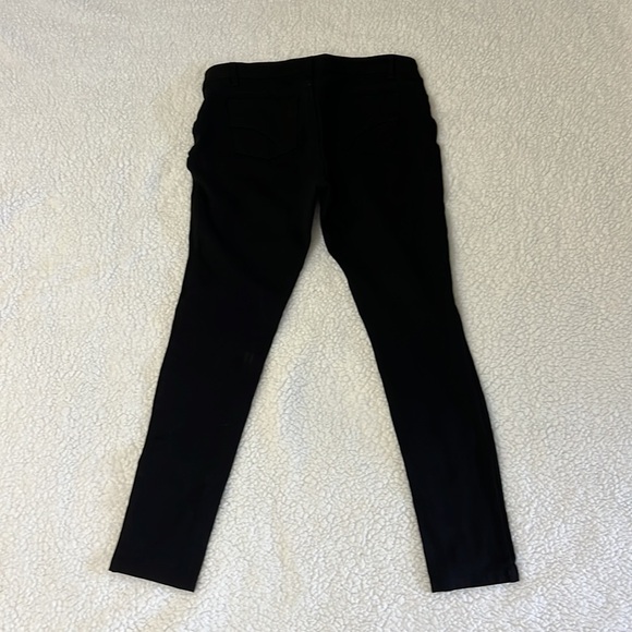 Ashley Classics Women's Mid Rise Skinny Fit Black Pants - Picture 4 of 9